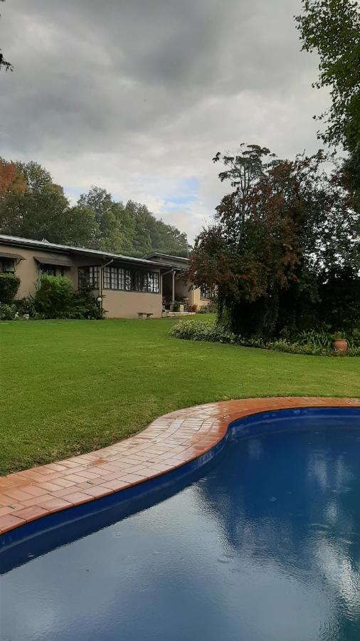 Rosedale Self Catering Cottage With Pool And Large Entertainment Bbq Area Henburg Park Exteriör bild